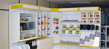 Estanterías comerciales